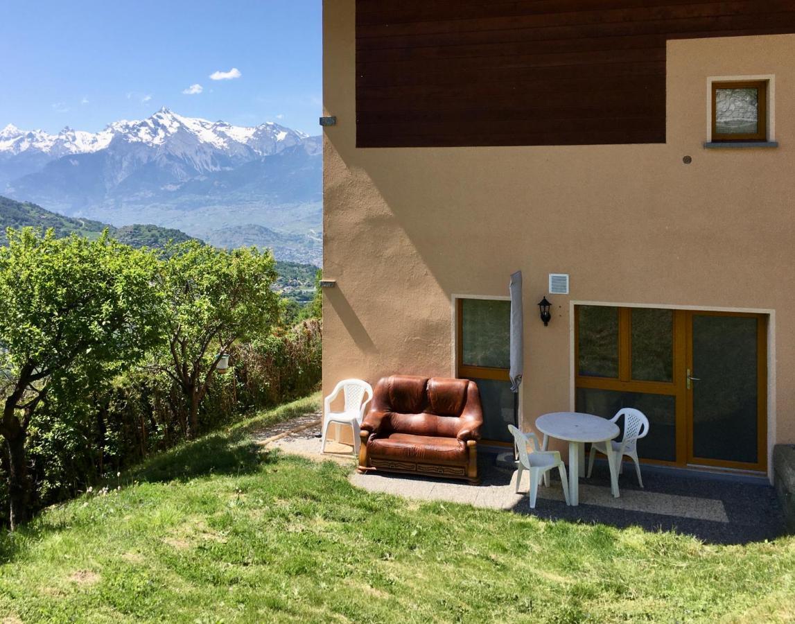 La Chaumiere D'Herens Vernamiège Exterior foto